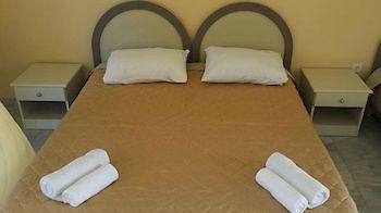 קאבוס South Coast Hotel מראה חיצוני תמונה