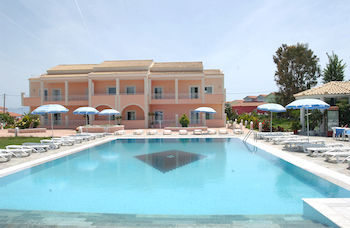 קאבוס South Coast Hotel מראה חיצוני תמונה