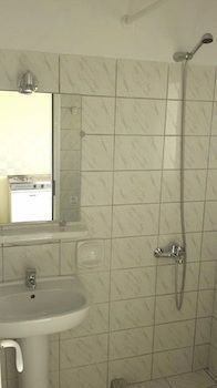 קאבוס South Coast Hotel מראה חיצוני תמונה