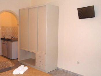 קאבוס South Coast Hotel מראה חיצוני תמונה